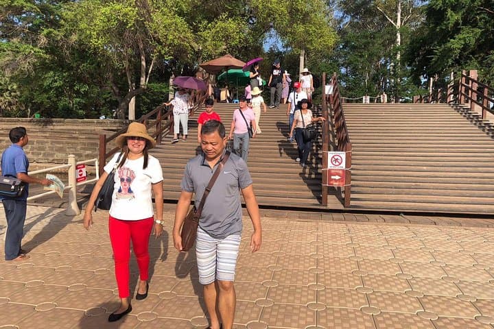 Five-Day Private Angkor Wat & Phnom Kulen Tour: Beng Mealea, Tonle Sap and Sunrise at Angkor photo 6