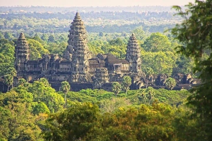 Private Angkor Wat Day Tour: Explore Angkor Wat, Angkor Thom & Ta Prohm photo 5