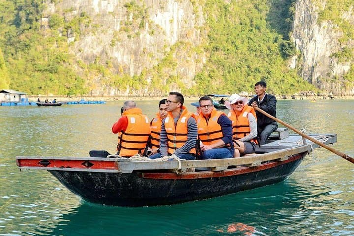 Hanoi to Halong Bay: 5-Day Hoa Lu & Tam Coc Cultural Cruise Tour photo 3