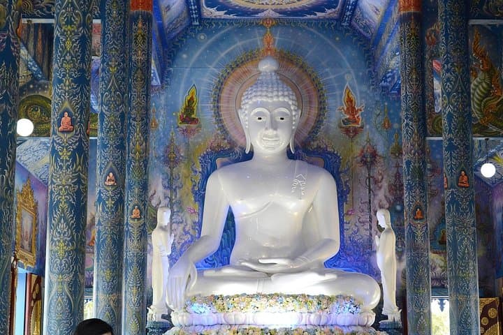 Chiang Rai 2-Day Highlights: White Temple, Golden Triangle & Mae Kok River photo 4