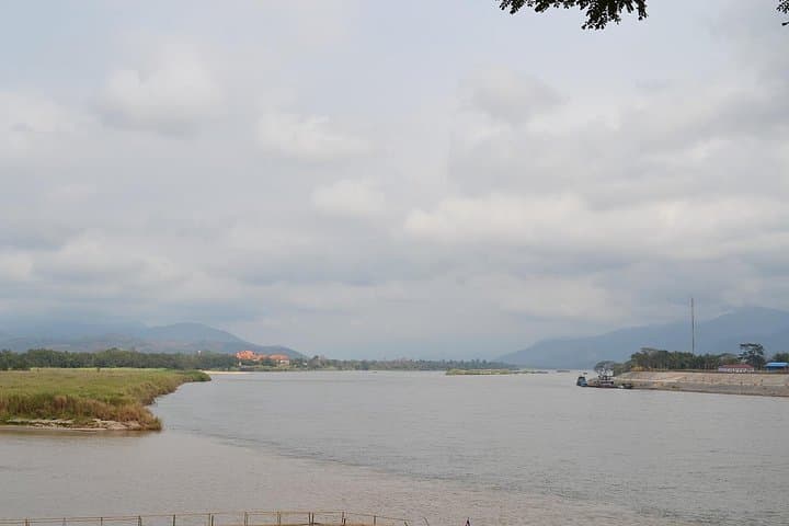 Chiang Rai 2-Day Highlights: White Temple, Golden Triangle & Mae Kok River photo 3