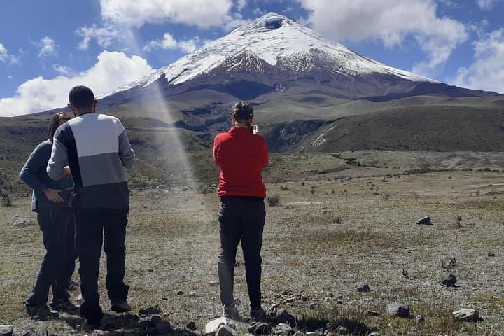 Cotopaxi to Quilotoa: 2-Day Volcano & Crater-Lagoon Adventure from Quito photo 4