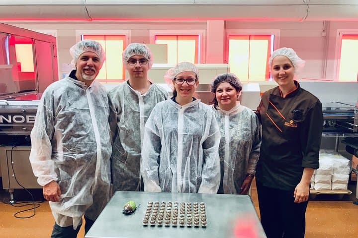 Lucerne Chocolate Factory Tour: Tasting, Making & Production Experience