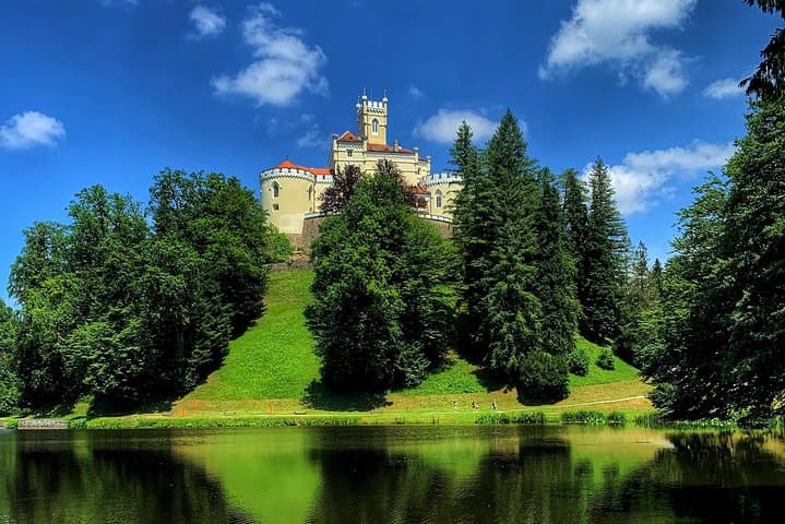 Day Trip from Zagreb: Trakošćan, Veliki Tabor & Kumrovec Castles