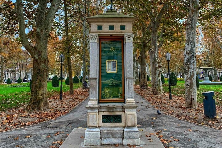 Zagreb in a Day: Upper Town Walk and Cable Car to Medvednica photo 4