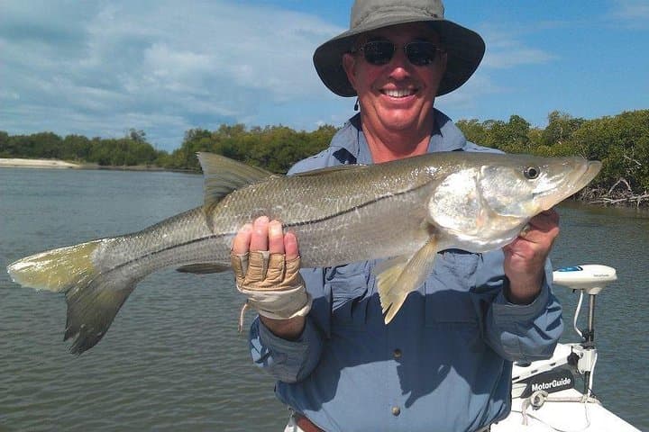 Chokoloskee Private Everglades Inshore Fishing Charter: Ten Thousand Islands Backcountry Adventure photo 4