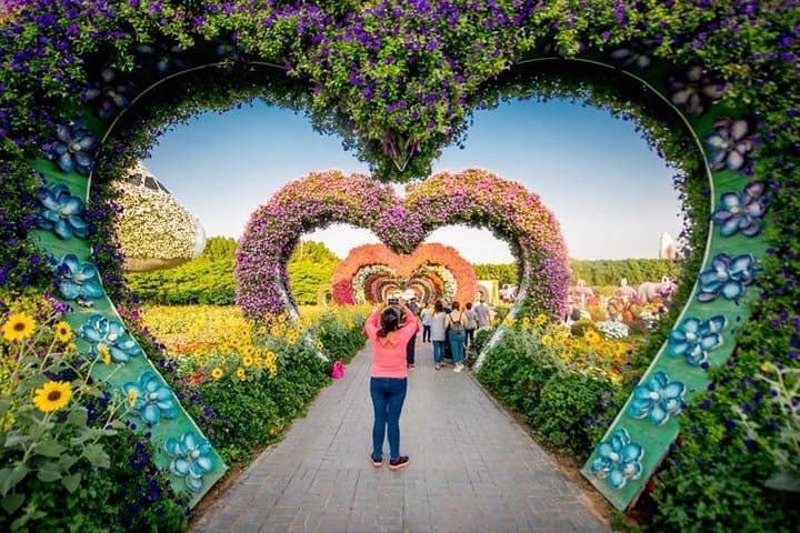 Dubai Miracle Garden Tour: Tickets, Transfers & 3‑Hour Visit Guide