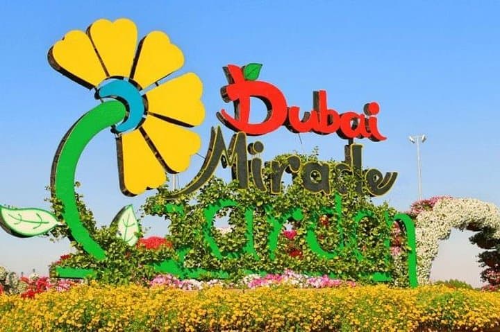 Dubai Miracle Garden Tour: Tickets, Transfers & 3‑Hour Visit Guide photo 2