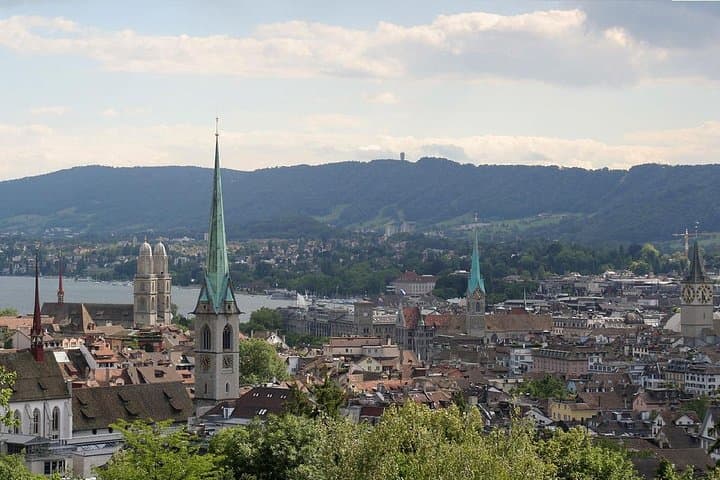 Zurich Walking Highlights and 90-Minute Lake Zurich Cruise photo 2
