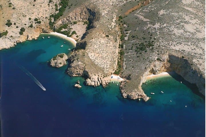 Private Wild Bays Boat Trip with Captain Bobo — Secluded Beaches & Snorkeling on Krk