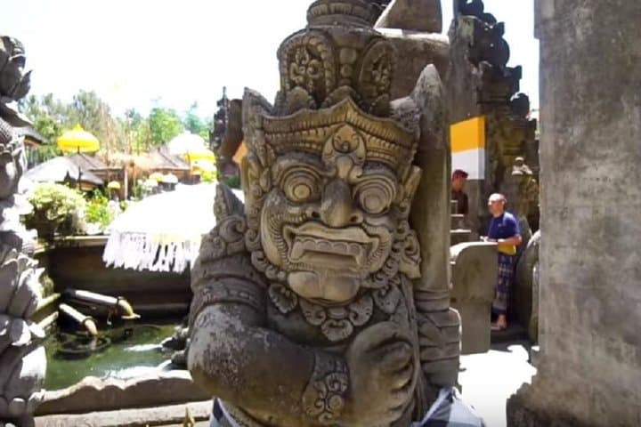 Ubud Ridge Walk and Tirta Empul Blessing: Private Guided Day Tour photo 4