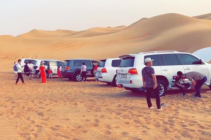 Dubai Evening Desert Safari: Dune Drive, BBQ & Cultural Shows