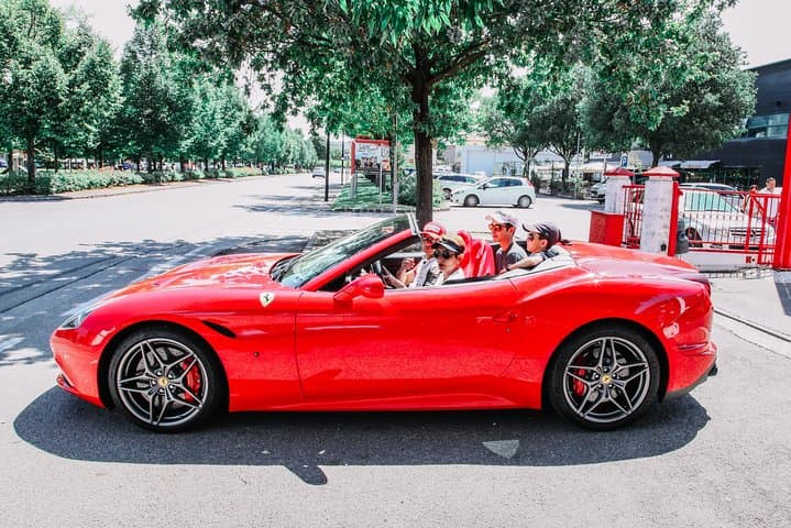 Ferrari California Turbo Road Test Drive in Maranello — Supercar Road Experience photo 2