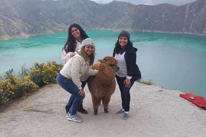 Quito to Baños: Quilotoa, Cotopaxi & Jungle Multi-Day Adventure photo 2