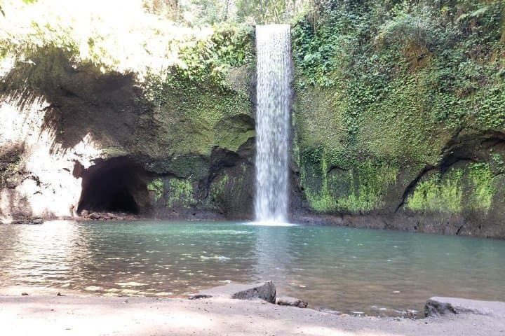 Chasing Bali's Three Waterfalls: Tukad Cepung, Tibumana & Tegenungan (Private Day Tour) photo 3