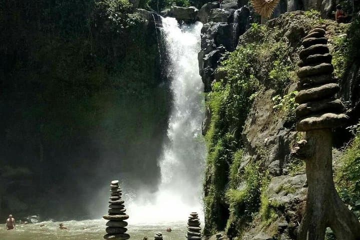 Chasing Bali's Three Waterfalls: Tukad Cepung, Tibumana & Tegenungan (Private Day Tour) photo 4