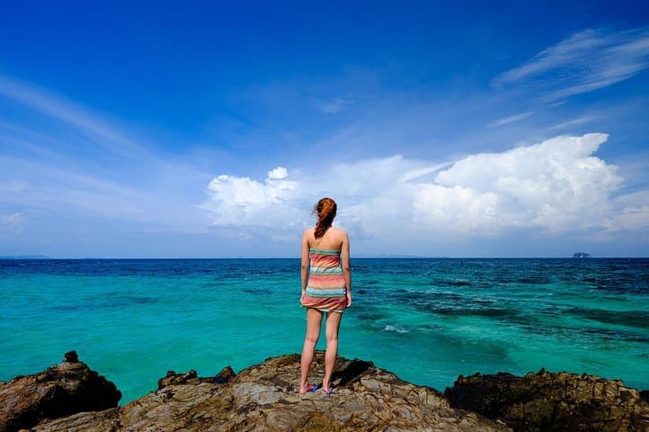 Raya & Maiton Speedboat Day Trip: Snorkel White-Sand Beaches and Search for Dolphins photo 2