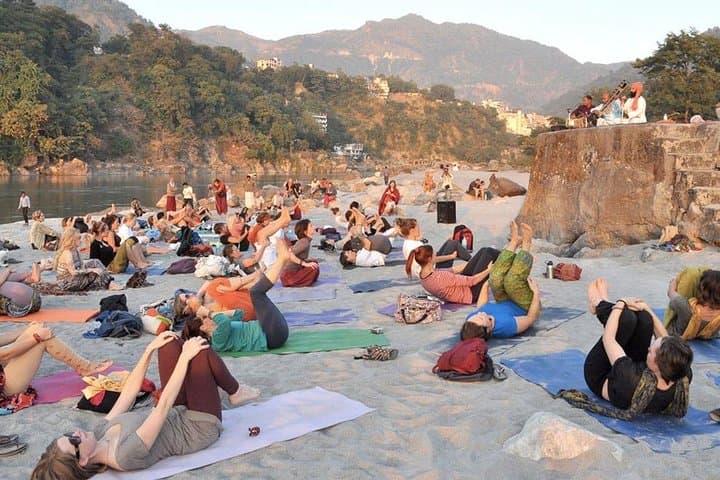 4-Day Rishikesh Adventure: Rafting, Kunjapuri Trek & Ganga Aarti photo 2