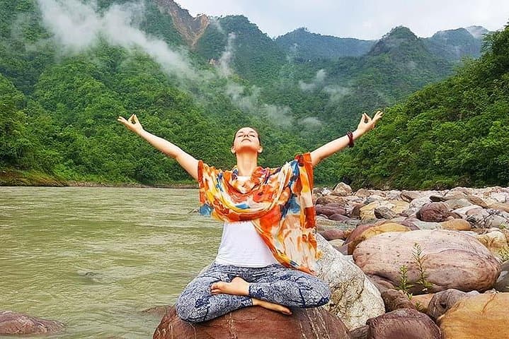 4-Day Rishikesh Adventure: Rafting, Kunjapuri Trek & Ganga Aarti photo 4