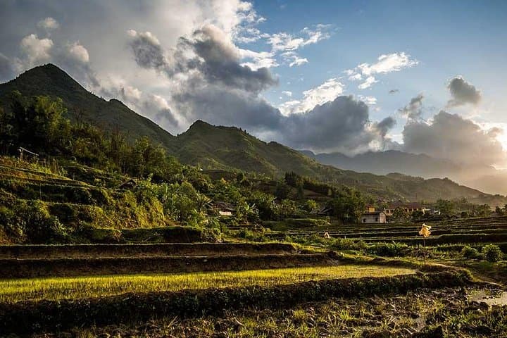 Sapa Terraced Rice Fields and Mountain Views Hike — 4D/3N Cultural Trek photo 5