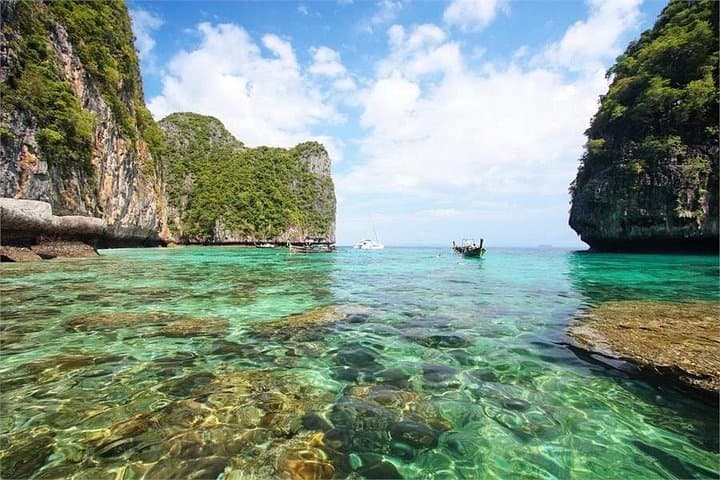 Phi Phi Green & Khai Islands Speedboat Tour — Snorkel Maya Bay, Viking Cave & Khai photo 2