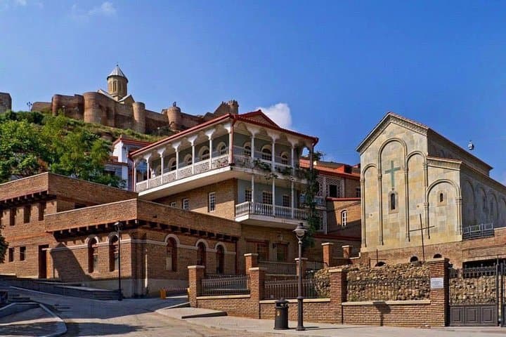 Tbilisi Private Walking Tour with Cable Car to Narikala Fortress photo 3