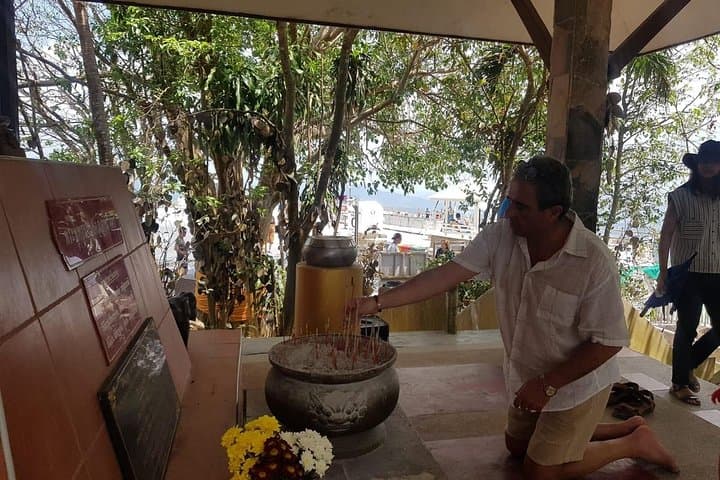 Private Phuket City Tour: Temples, Old Town & Local Lunch photo 5