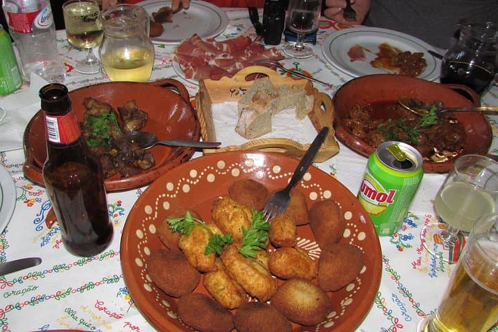 Peneda-Gerês 4x4 Adventure with Kayak, Wild Pools & Traditional Lunch photo 6