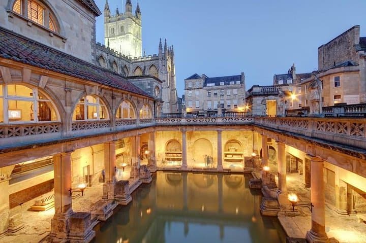 Two-Day Private Tour: Stonehenge, Cotswolds, Bath & Oxford from Southampton photo 3