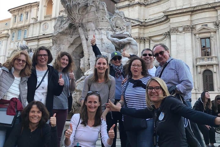 Rome Golf Cart Tour with German Guide: Small-Group Sightseeing in 3 Hours photo 4
