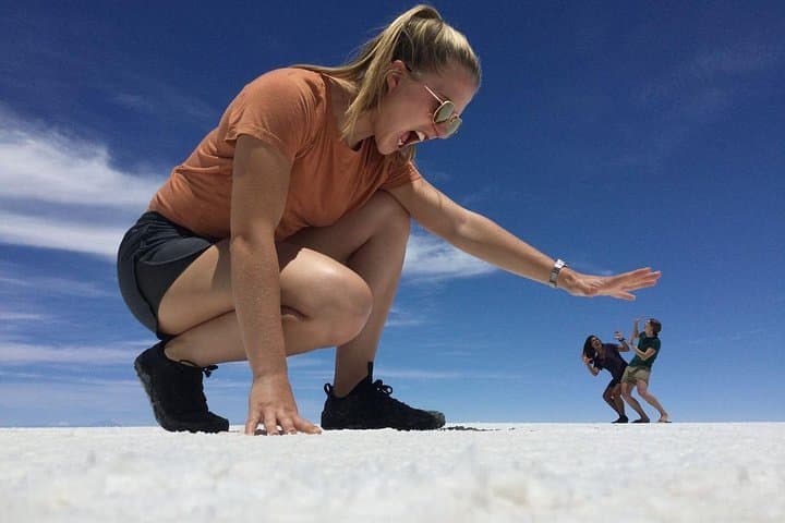 Crossing Uyuni: Salt Flats, Colored Lagoons & Tupiza — 4-Day Private Tour photo 1