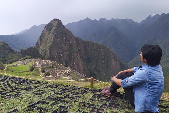 Two-Day Sacred Valley and Machu Picchu: Classic Cusco-to-Aguas Calientes Tour