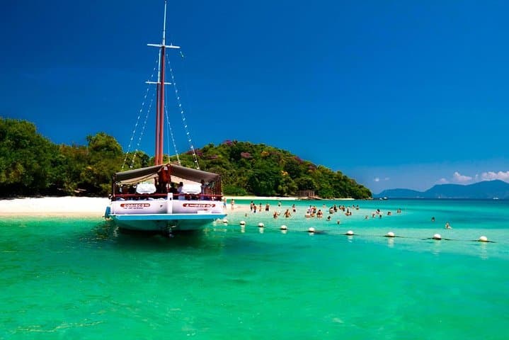 Boat Trip to Angra dos Reis & Ilha Grande from Rio: Blue Lagoons, Beaches & Buffet Lunch photo 4
