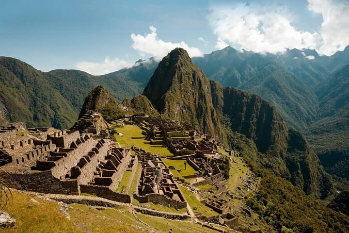 Machu Picchu Day Trip from Sacred Valley — Train, Bus & Guided Tour photo 6