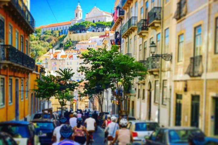 E‑Bike Lisbon's 7 Hills: Alfama, Miradouros & Hidden Lanes photo 3