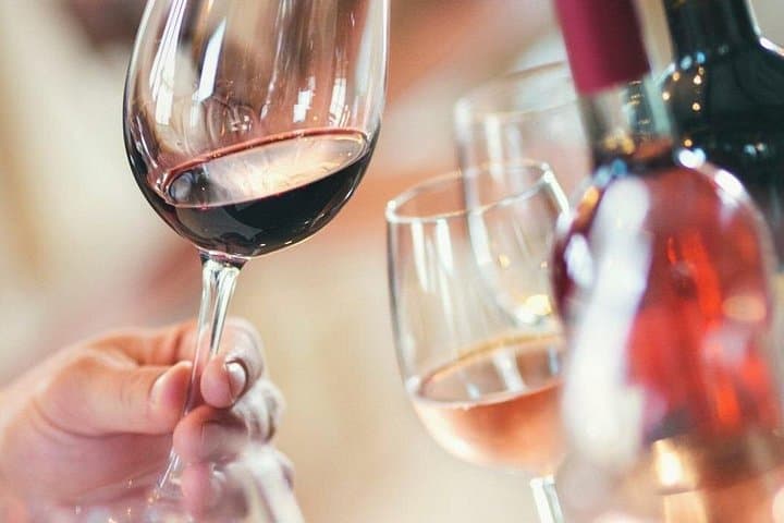 Full-Day Vancouver City Tour with Grand Lunch and Local Wine photo 3