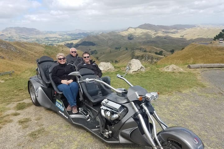 Scenic Te Mata Peak Supertrike Tour from Napier — Coastal Drive & 360° Views photo 1
