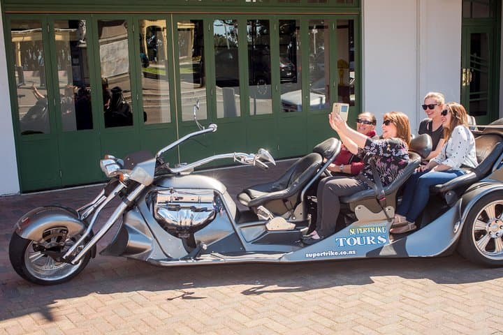 Scenic Te Mata Peak Supertrike Tour from Napier — Coastal Drive & 360° Views photo 4