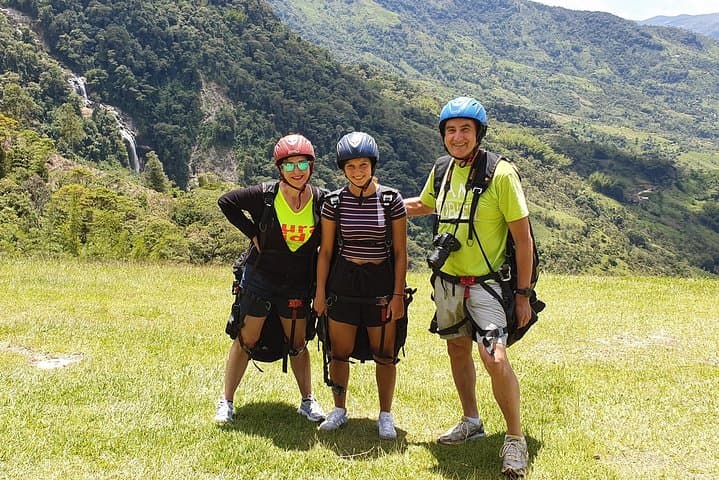 Paragliding Over Giant Waterfalls Near Medellin — Cocorná Flights & Optional Guatapé Stop photo 4