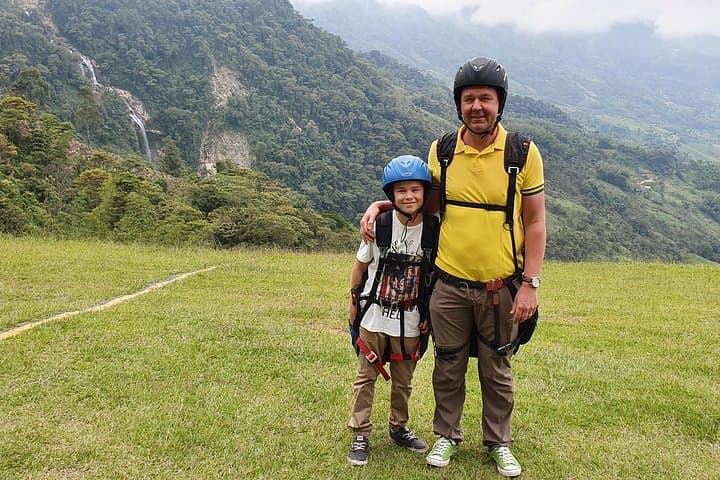 Paragliding Over Giant Waterfalls Near Medellin — Cocorná Flights & Optional Guatapé Stop photo 3