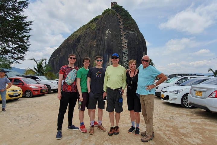 Guatape Private Tour: El Peñón, Colorful Town & Optional Paragliding photo 5