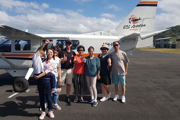 Great Barrier Reef 40-Minute Scenic Flight from Cairns — Reef Hopper Aerial Tour photo 4