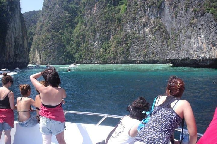 Phi Phi Islands Big-Boat Day Trip from Phuket — Maya Bay, Snorkeling & Pileh Lagoon photo 5