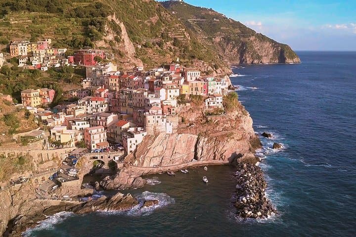 Cinque Terre Day Trip from Florence — Independent Exploration with Round-Trip Bus photo 2