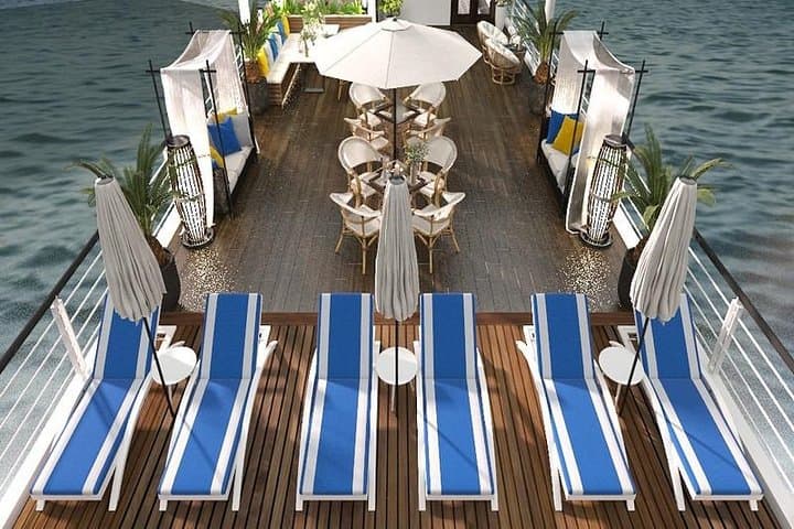 Jade Sails Luxury Day Cruise in Ha Long & Lan Ha Bay photo 4