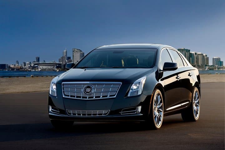 Private Luxury Transfer from Denver Airport (DEN) to Downtown Denver