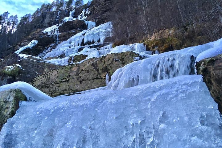 Winter Drive to Sognefjord: Private Guided Highlights from Bergen photo 2