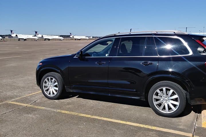 Black SUV Transfer — Private Ride from Houston IAH to College Station photo 5