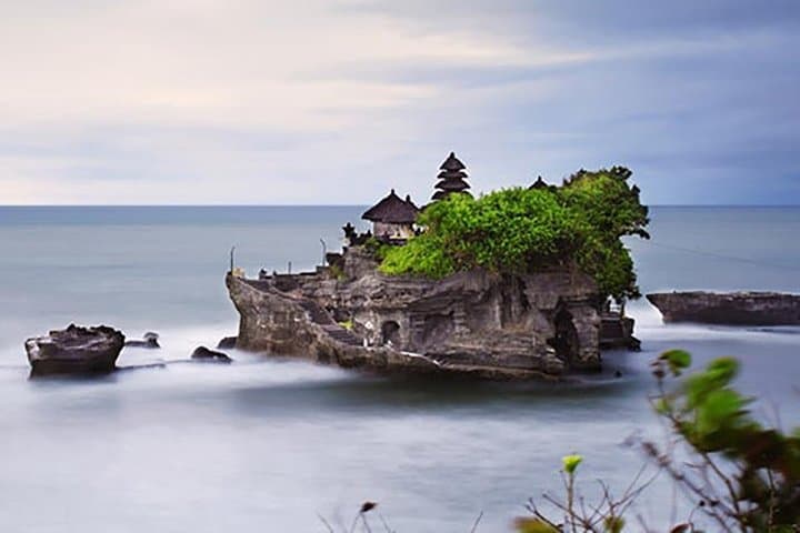 Bali Round Trip: 5-Day Island Highlights — Temples, Volcanoes & Beaches photo 2