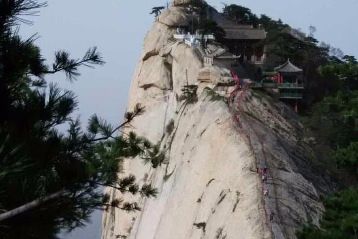 Xi'an Two-Day Private Tour: Hike Mount Huashan and See the Terracotta Warriors photo 3
